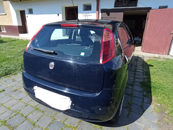Predám Fiat Grande Punto 1.2 48kW Kup. v SR 5/2009 - 8