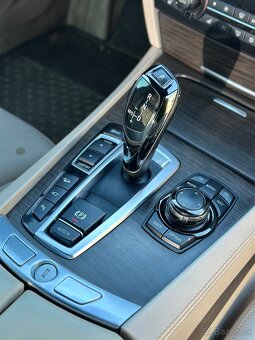 BMW 750Li xDrive F01 - 8