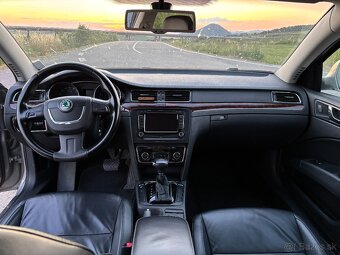 Škoda Superb II 2.0 TDI DSG (125kW) - 8