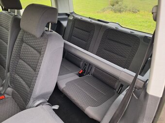 Predám Volkswagen Touran 2009, 1,9tdi,77kw,7 miestne - 8