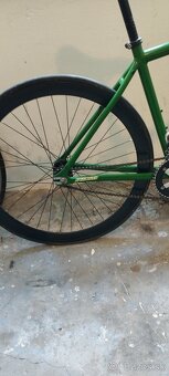 Predám cestný bicykel z galuskovymi ráfikmy - 8
