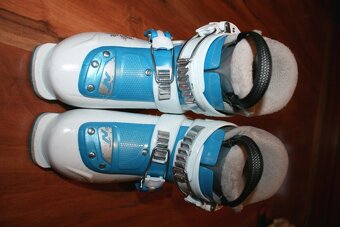 nové lyže fischer 90 cm , lyžiarky - 8