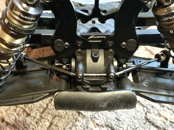 Sworkz S35-T Truggy - 8