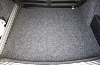 ŠKODA SUPERB 2.0 TDI DSG - 8