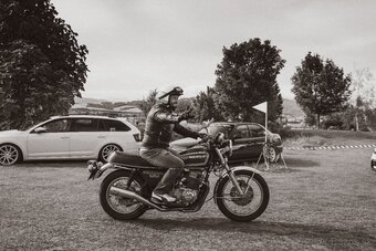 Honda CB 750 K7 - 8
