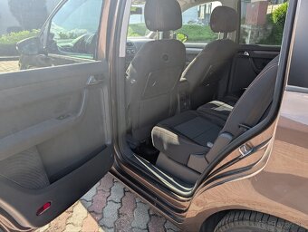 Volkswagen Touran 1.6 TDI Comfortline - 8