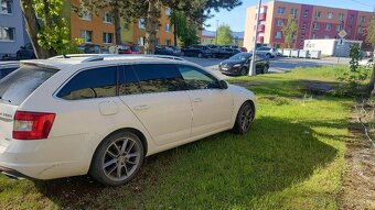 Predám škoda Octavia combi RS TDI DSG - 8