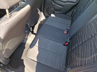 Mazda 2 1.3i - 8