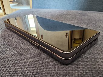 Samsung Galaxy Z Fold4 12/256 GB - 8