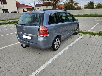 Opel Zafira 1.9 CDTI 7 Miestna - 8