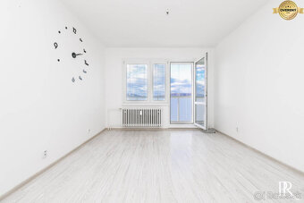 3-IZB.BYT S ÚŽASNÝMI VÝHĽADMI NA DUBNICU, 68m2, POD HÁJOM - 8