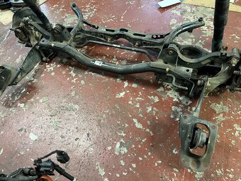 Zadná náprava Octavia 2 - 8