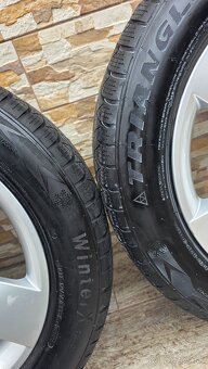 Predám 4xzimné pneumatiky Triangle 225/55r17 - 8