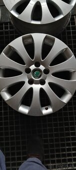 Predám alu disky 5x112 R17 škoda - 8