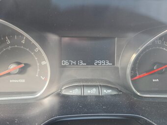 Peugeot 208 1,4 VTi 67400km - 8