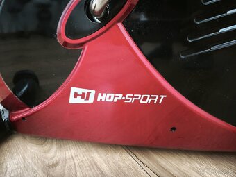 Predám takmer nepoužívaný stacionárny bicykel (rotopéd) - 8