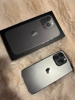 iPhone 15 Pro Max 256 GB - 8