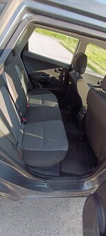 Kia Ceed 1.4 16V DOHC 77kw 2011 - 8