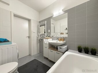 Na predaj pekný 3 izbový byt s priestranným balkónom Arboreu - 8