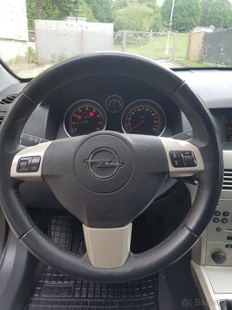 Opel Astra - 8