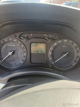 Škoda octavia 2  1,6MPI 75KW - 8
