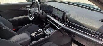 Kia Sportage 1.6 T-GDi mHEV Gold A/T Možný Leasing - 8
