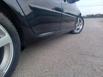 Volkswagen Golf 5 - 8