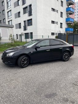 Chevrolet Cruze - 8