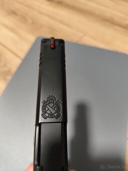 Springfield Armory XD-E 4.5" CO2 - 8