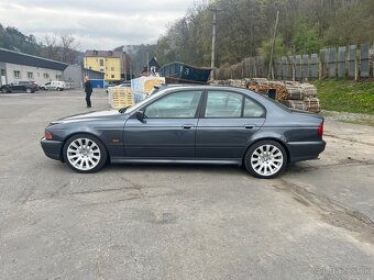 Bmw e39 520i - 8