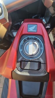 Honda ADV 350 Smart TOP BOX - 8