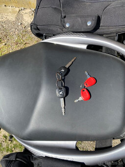 Honda Transalp XL 700 VA (ABS) - 8