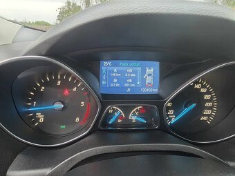 Ford Kuga - 8