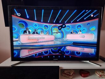 Predám SMART LED TV SAMSUNG UE32F4500AW HD - 8