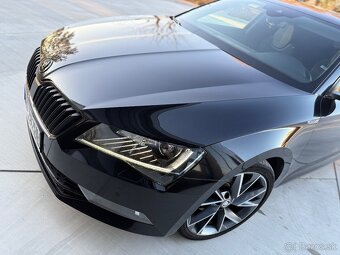 Škoda Superb Sportline 4x4 DSG - 8