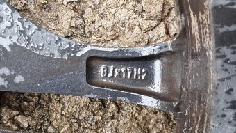 BMW E46 R17 elektrony + zimné gumy 225/45 - 8