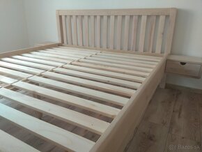 Masívna dubová posteľ Lucia + 2 stolíky zdarma - 8