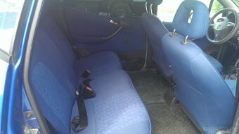 Mercedes-Benz A trieda - 8