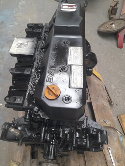 Komatsu wb 97s2 r5 wb93r5 - 8