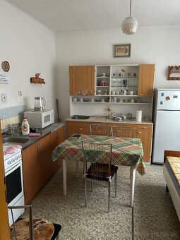 Predaj rodinného domu Sľažany - 8