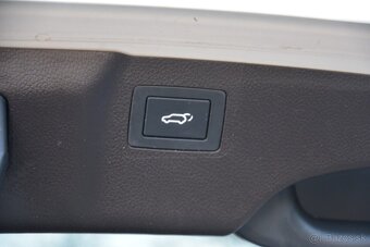 Hyundai Grand Santa Fe 2.2 SR voz, 7 miest, Automat - 8