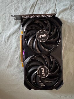 PC i5-10400F, 32GB ram, 1 TB M2 SSD, rtx4060 8GB - 8