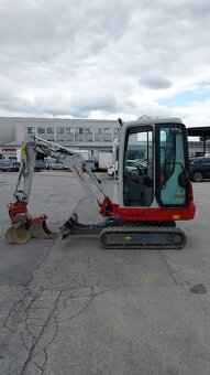 TAKEUCHI TB320 - 2165 KG - 8