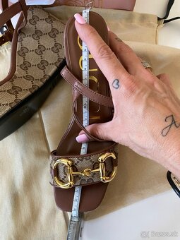 Gucci sandálky - 8