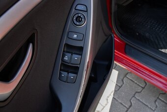 Hyundai i30 - Akontace od 0% - 8