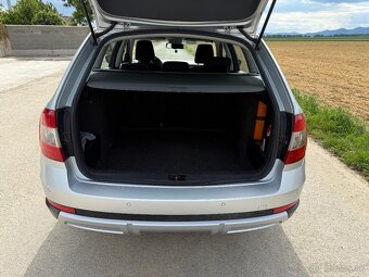 Škoda Octavia Combi Scout - 8