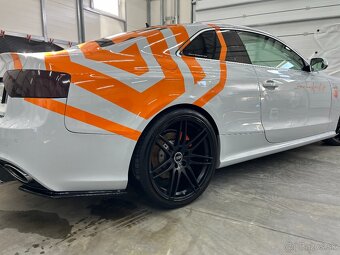 Audi RS5 V8 4.2 FSI quattro S-tronic - 8