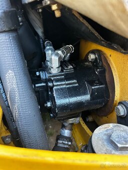 Caterpillar 301.8c - 8