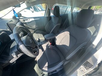 Ford Focus 1.5 TDCi EcoBlue Vignale A/T - 8