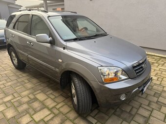 KIA SORENTO 2,5 CRDI,4X4, MANUÁL, 6/2008 - 8